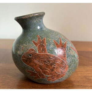 Handmade etched frog vase